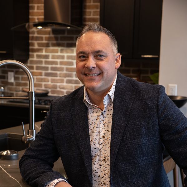 Matthew Harrison, Associate